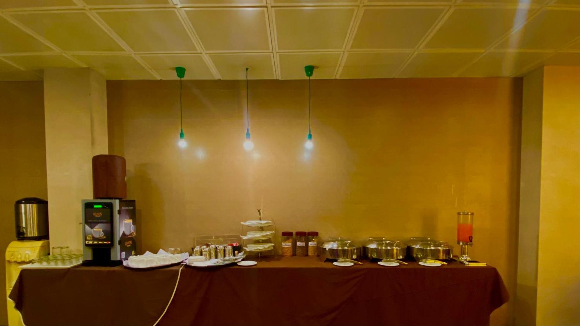 Ace Prime Hotel Grander Noida Exterior foto